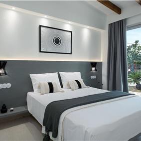 3 bedroom seaside villa with pool & jacuzzi, near Acharavi, sleeps 6